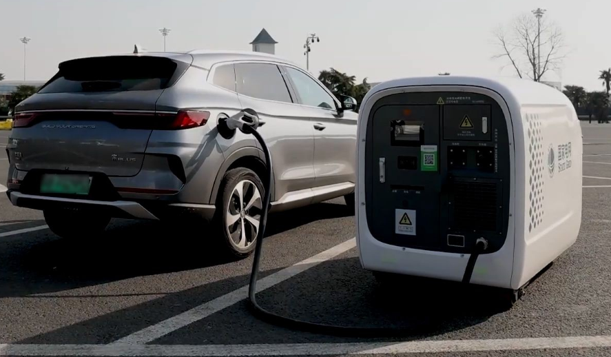 Charging pile construction empowers and adds greenery to future rural areas